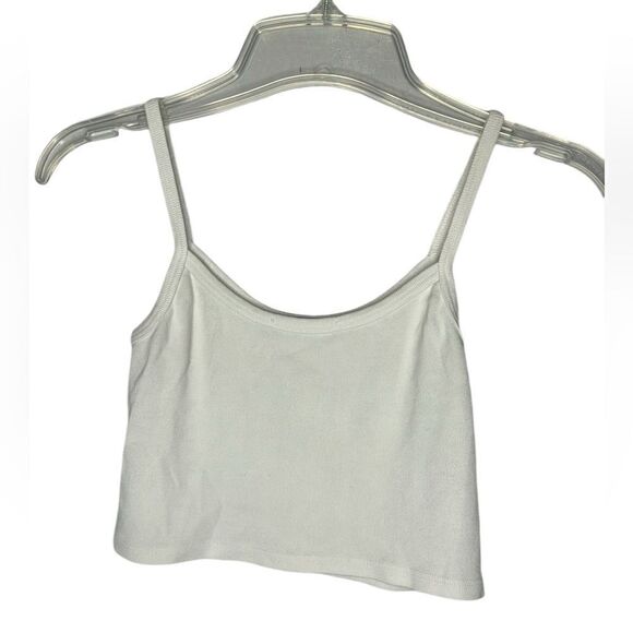 Brandy Melville Flower Cropped Tank Top. One size. - Picture 5 of 7
